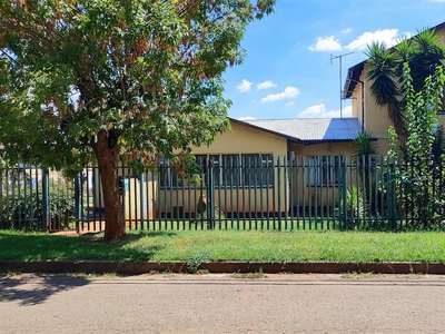 Standard Bank EasySell 3 Bedroom House for Sale in Klopperpa
