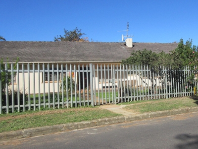 Standard Bank Repossessed 3 Bedroom House for Sale on online