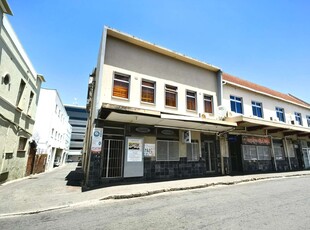 90m² Office Space To Let in Wynberg
