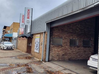 600 m² Industrial space in Krugersdorp Central