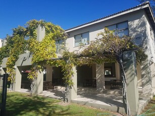 1 Bed Townhouse/Cluster For Rent Bryanston Sandton