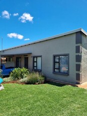 3 Bed House For Rent Bootha A H Randfontein