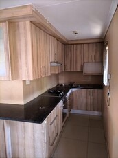 3 bedroom home for rent in windmill park ext 17