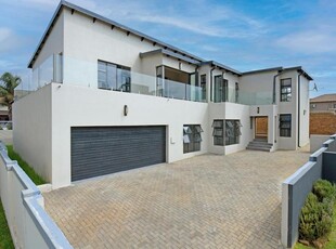 5 Bed House For Rent Ruimsig Roodepoort