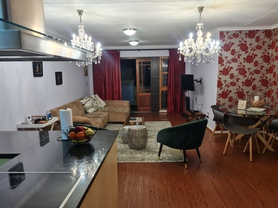 2 Bedroom Apartment To Let in Knysna Central