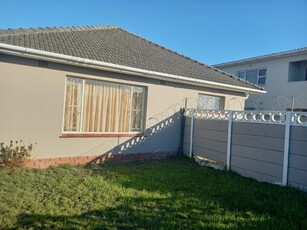 House For Sale in Lotus River, Cape Town