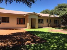 6 bed house in kathu