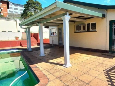 1 Bedroom cottage to rent in Morningside, Durban