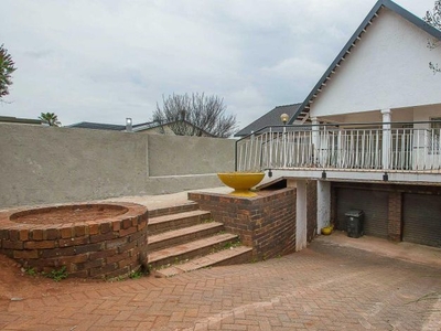 3 Bedroom house for sale in Bosmont, Johannesburg
