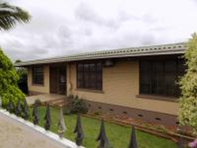 4 Bedroom House to Rent in Ocean View - DBN - Property to re