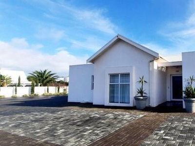 4 bedroom, St Helena Bay Western Cape N/A