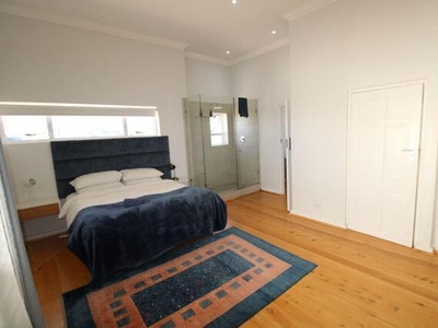 5 bedroom, Bettys Bay Western Cape N/A