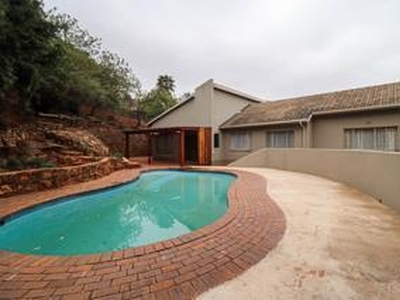 5 Bedroom House for Sale in Mulbarton