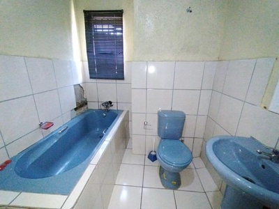 6 bedroom, White River Mpumalanga N/A