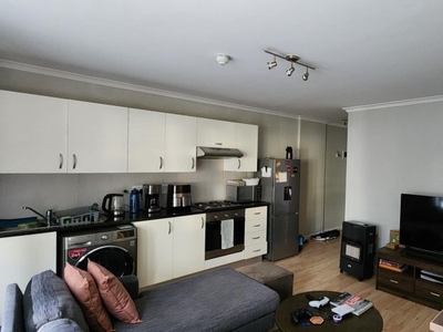 1 Bedroom apartment to rent in Claremont, Cape Town