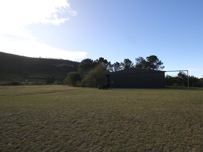 10Ha Farm For Sale in The Crags