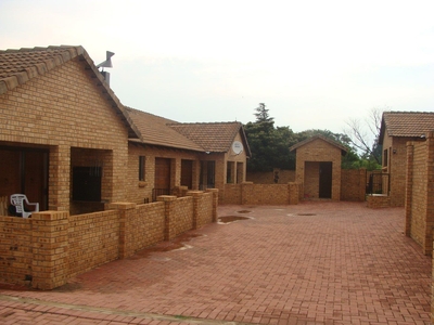 2 Bedroom House for sale in Koster