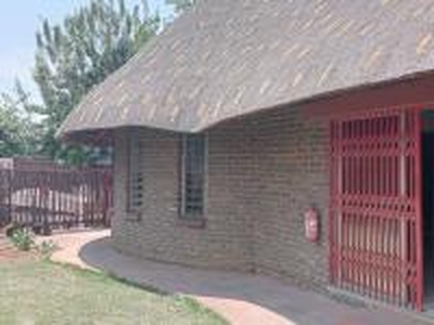 4 Bedroom House for Sale For Sale in Rustenburg - MR552327 -