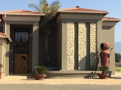 5 Bedroom House to rent in WestLake Country & Safari Estate - 255 Mountainview Drive
