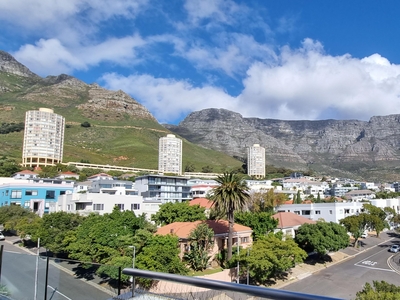 Apartment For Sale in Vredehoek