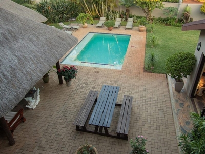 Guest House for sale with 9 bedrooms, Malelane, Malelane