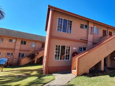 3 Bedroom Apartment / flat to rent in West Acres