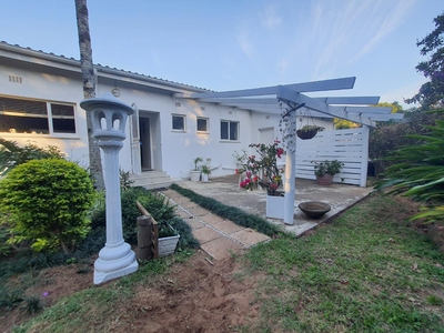 3 Bedroom House for sale in Leisure Bay