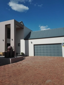 3 Bedroom House to rent in Groenvlei SH - X42v+2x Bloemfontein