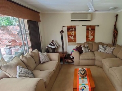 3 Bedroom Simplex For Sale in St Lucia