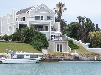 7 Bed House in Royal Alfred Marina