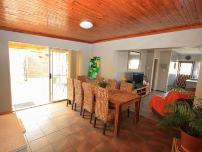 Entertainer's Paradise: Spacious Lounge, Dining Room, and Braai Room