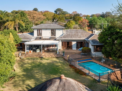 Spectacular family home in the heart of Waterkloof