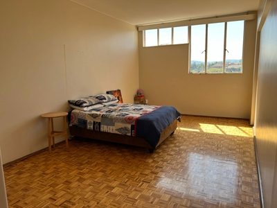 2 bedroom apartment for sale in Pelham