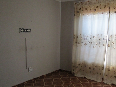 2 bedroom house for sale in Soshanguve East