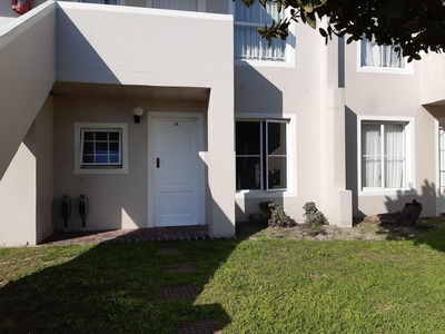 2 Bedroom Sectional Title For Sale in Pinelands