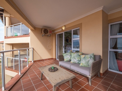 3 bedroom apartment to rent in Illovo Beach