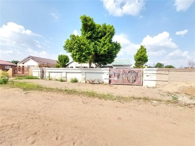 420 m² Land available in Lebowakgomo