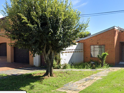 House For Sale in Pimville