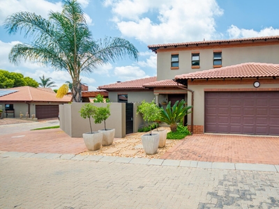 Secure Estate for sale with 4 bedrooms, Rietvalleirand, Pretoria