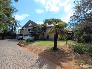 5 Bedroom House For Sale in Safari Gardens