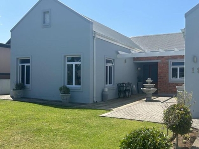 3 Bedroom house to rent in Kraaibosch Country Estate, George