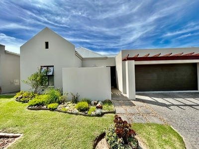 Cluster For Sale in Kraaibosch Country Estate