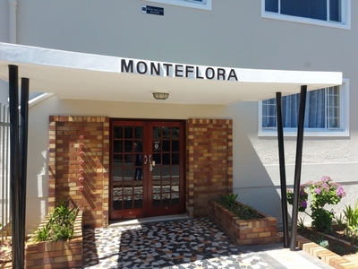 2 Bedroom Apartment / Flat For Sale In Tamboerskloof