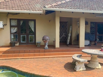 4 Bedroom house to rent in Athlone, Durban North