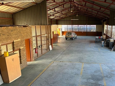 455m² Warehouse For Sale in Alrode South