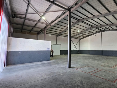 A Grade Warehouse To Let In Airport City