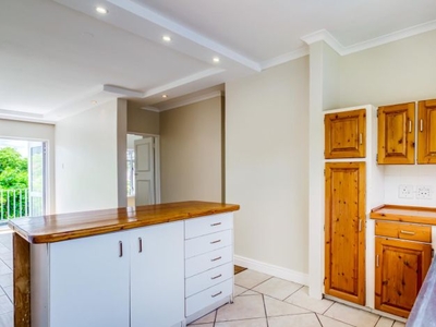 2 Bedroom apartment sold in Wynberg Upper, Cape Town