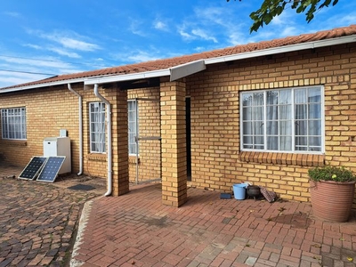 3 Bedroom Freehold Sold in Delmas