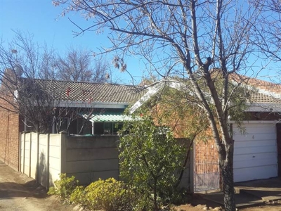 1 Bed Townhouse in Aliwal North