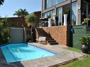4 Bed House in Newlands